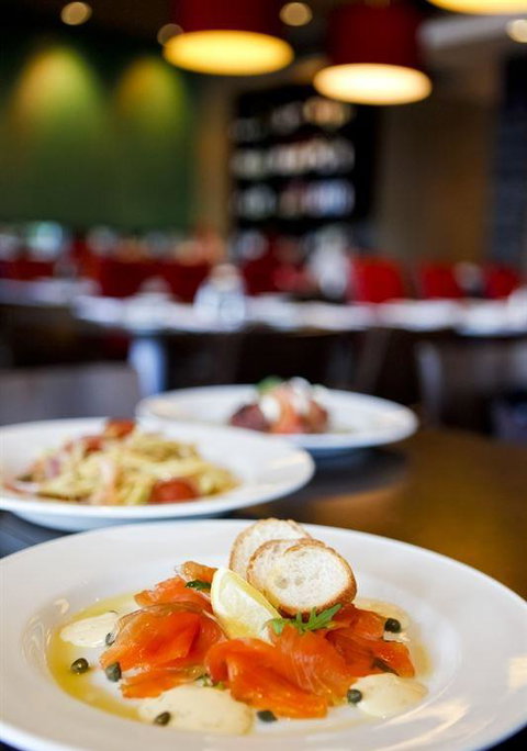 Schnitzel Encounter - Accommodation Australia 5