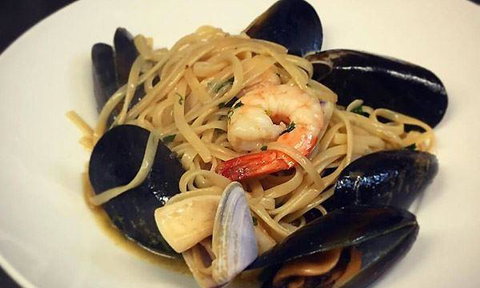 Schnitzel Encounter - Accommodation Australia 6