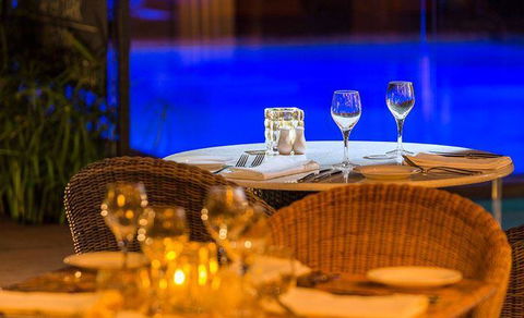 The Deck Poolside Bar & Restaurant - Australia Shopping 2