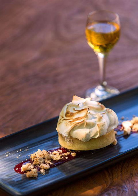 The Deck Poolside Bar & Restaurant - Australia Shopping 4