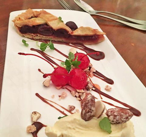 Amarok Bar & Restaurant - Accommodation Australia 14