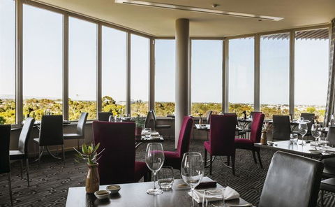 Skyline Restaurant - Accommodation Australia 12