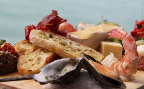 Taylors Waterfront Restaurant & Function Centre - Local Tourism 14