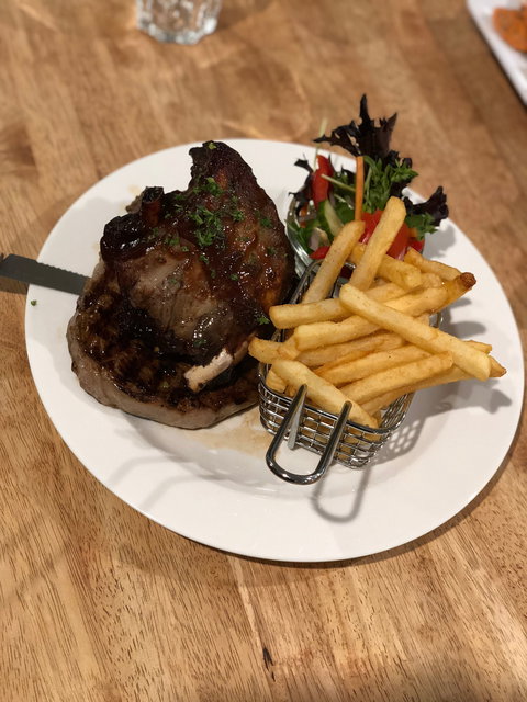 Wiggos Steak & Seafood Restaurant - Australia Shopping 2