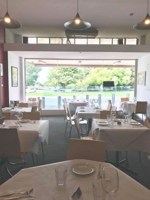 SKs Indian Restaurant - Local Tourism 5
