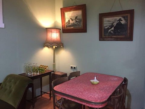 Woodbridge Village Store - Local Tourism 0