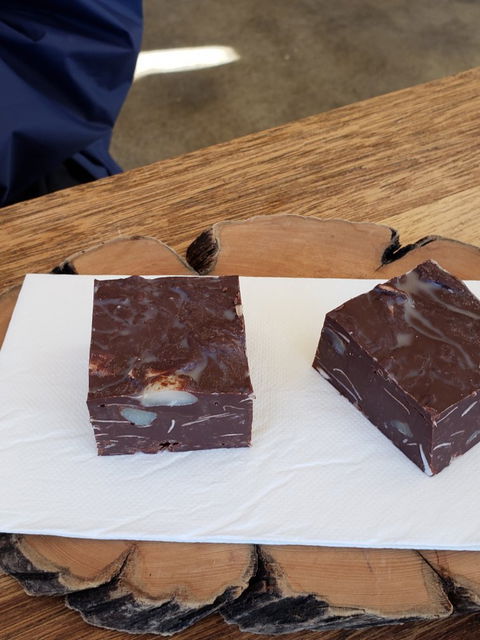 Bruny Island Cafe - Australia Shopping 5