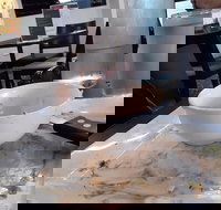 Mowbray Hotel Bistro - Australia Shopping