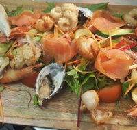 The Fox  Hounds Inn Restaurant - Local Tourism