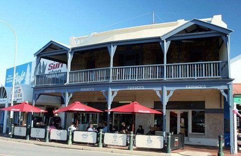 Nino's Of Victor Harbor - Accommodation Australia 8