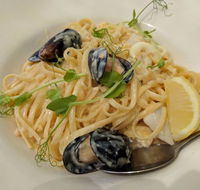 Geordie's Cafe and Art Gallery - Accommodation Australia