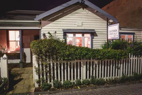 Lavender Cottage - Accommodation Australia 0