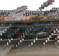 Pink Lake Takeaway and Cafe - Local Tourism