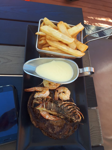 Onyx On Sharpe - Local Tourism 2