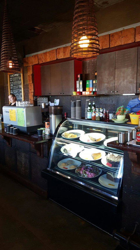 Port Hotel Motel - Local Tourism 2