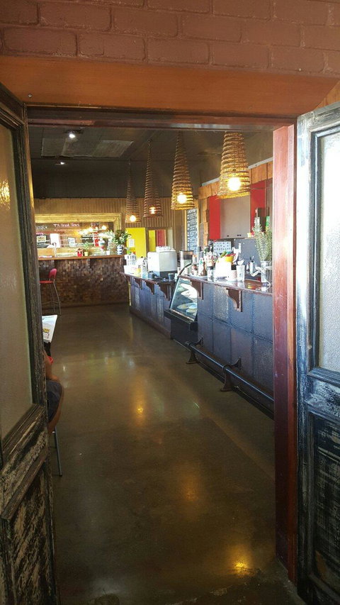 Port Hotel Motel - Local Tourism 3