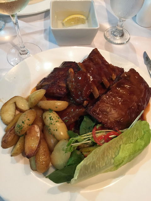 Sails Restaurant - Accommodation Australia 4