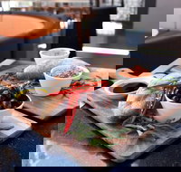 Torrens Arms Restaurant - Bed n Breakfasts