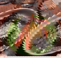 Cafe Lago - Bed n Breakfasts