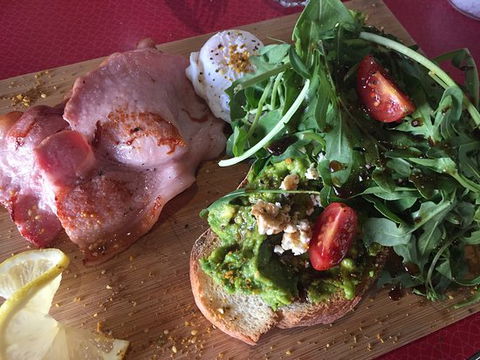 Mr Pilgrim Cafe - Australia Shopping 0