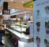 Sushi Chan - Bed n Breakfasts