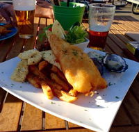 The Lighthouse Wharf Hotel - Accommodation Australia