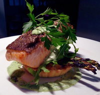 Zak's Restaurant - Bed n Breakfasts