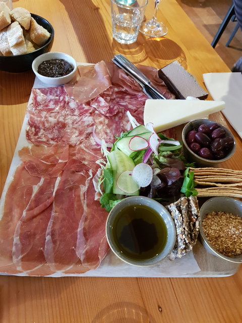 Harry's Deli - Local Tourism 1