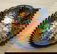 Sneaky's Restaurant - Accommodation Australia