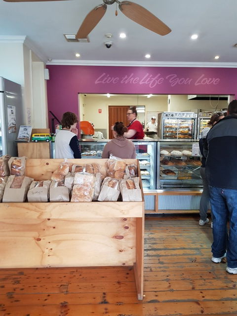 Aldinga Home Grain Bakery - Bed n Breakfasts 4