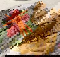 Bb's Cafe - Accommodation Australia