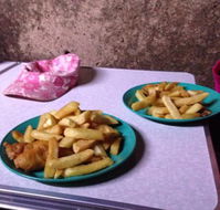 George Avenue Fish  Chip Shop - Bed n Breakfasts