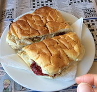 Sempre Italian Market and Coffee Shop - Bed n Breakfasts