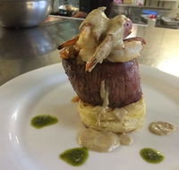 The Watersedge Restaurant - Bed n Breakfasts