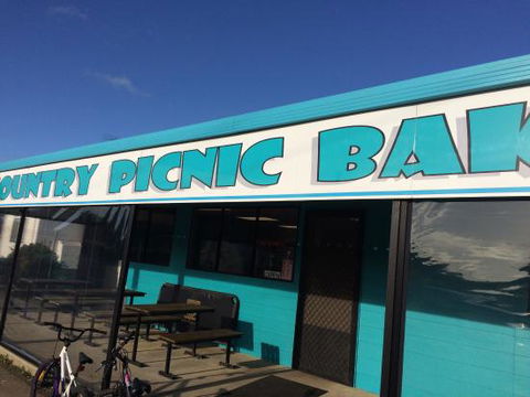 Myponga Country Picnic Bakery - Local Tourism 0