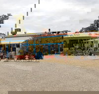 The Travelling Duck Cafe - Accommodation Australia