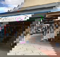 Vintage Cafe - Local Tourism