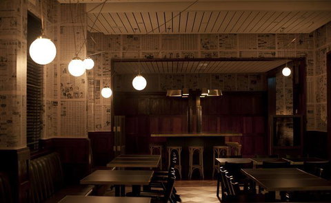 Apple Daily Bar & Eating House - Accommodation Australia 15