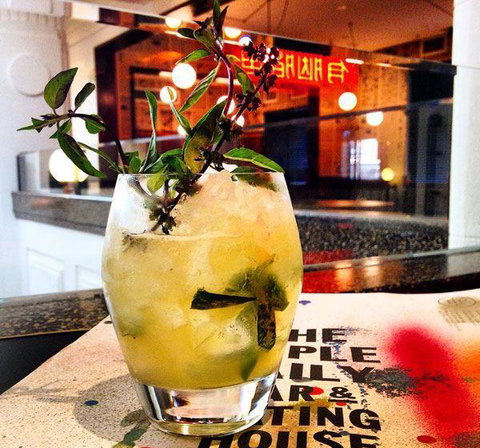 Apple Daily Bar & Eating House - Accommodation Australia 2