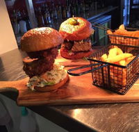 Sandy's Bar and Grill - Accommodation Australia