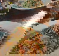 Holloways Pizza and pasta - Accommodation Australia