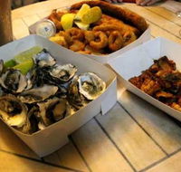 Noosa Harbour Fish Market - Accommodation Australia