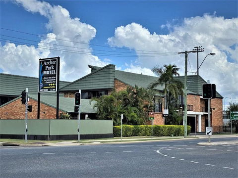 Archer Park Motel - Accommodation Australia 0