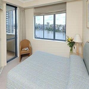 Central Dockside Apartment Hotel - Local Tourism 3