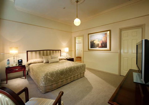 Royal Albert Hotel - Accommodation Australia 7