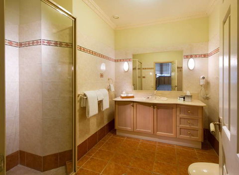 Royal Albert Hotel - Accommodation Australia 8