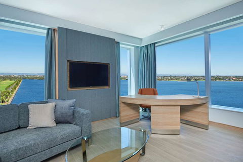 DoubleTree by Hilton Perth Waterfront - Local Tourism 7