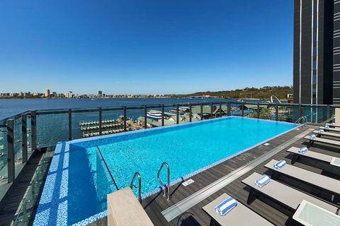 DoubleTree by Hilton Perth Waterfront - Local Tourism 10