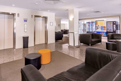 Comfort Inn & Suites Goodearth - Australia Shopping 4