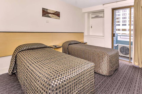 Comfort Inn & Suites Goodearth - Australia Shopping 6